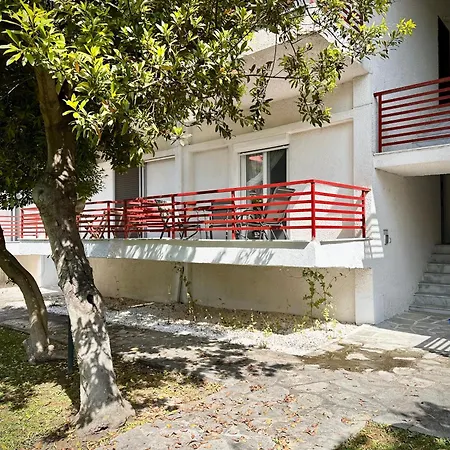 Pap's Summer House * פוליכרונו